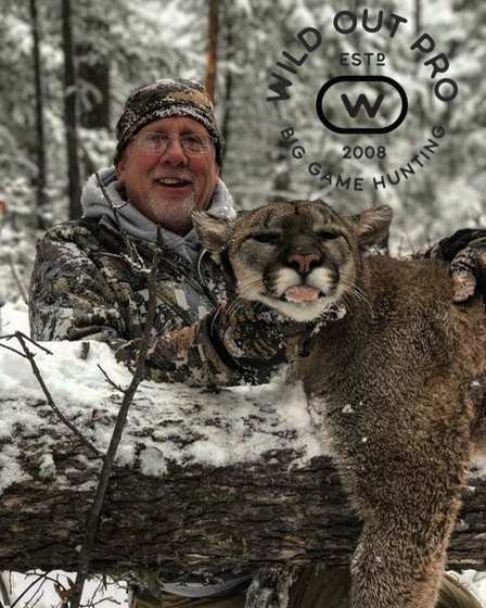 New Mexico mountain lion taken on a guided hound hunt with Wild Out Pro Guide Service